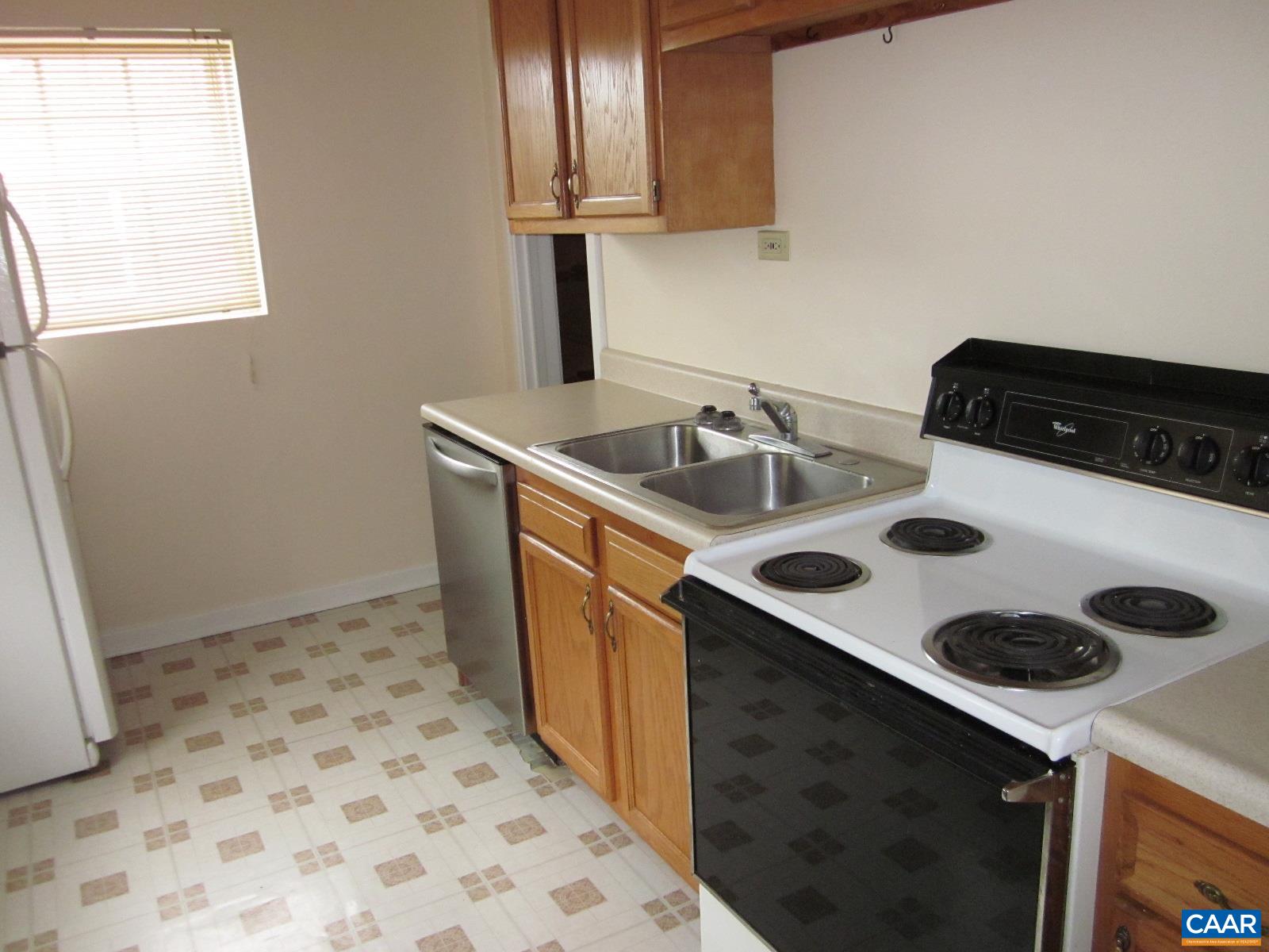1962 Lewis Mountain Road, Unit #2 Charlottesville, VA 22903 - Photo 6 of 15 Gallery Image 6