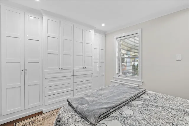 $599,000 | 69 Clinton Avenue, New Rochelle, NY 10801