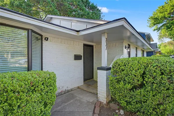 $325,000 | 337 Merribrook Trail, Duncanville, TX 75116