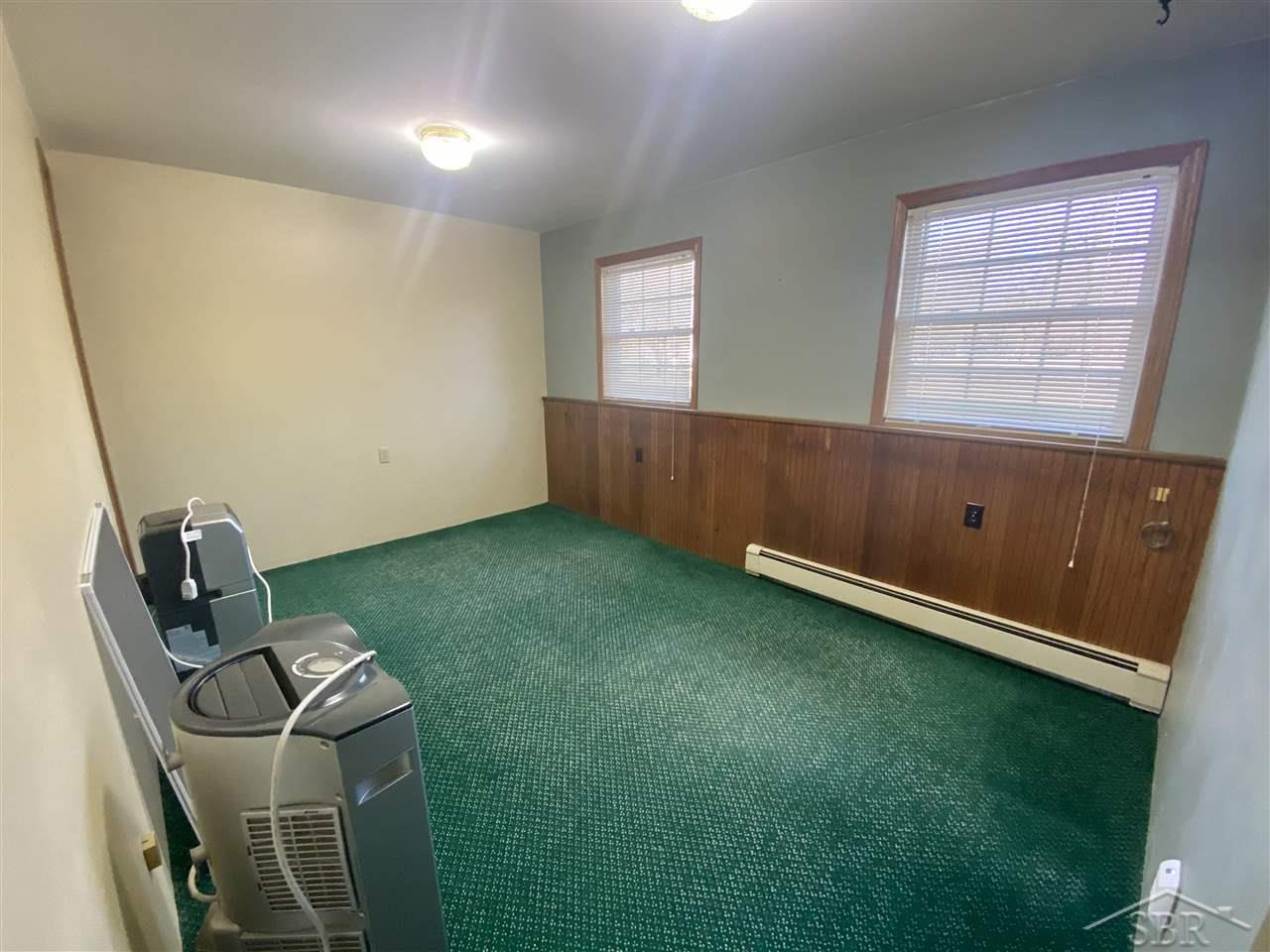 1605 North Miller Road Saginaw, MI 48609 - Photo 17 of 41 50036754-16.JPG