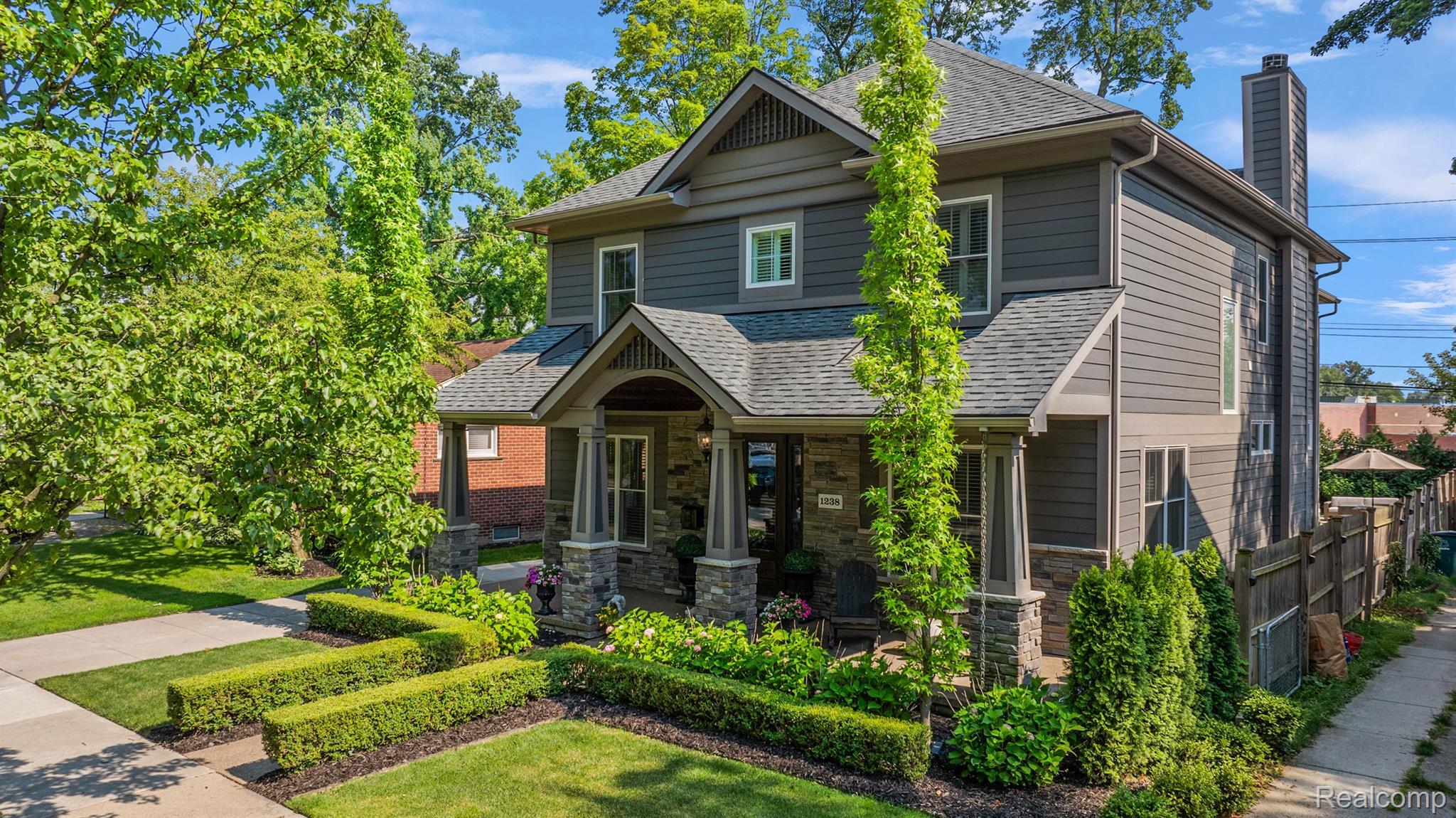1238 Villa Road Birmingham, MI 48009 - Photo 3 of 79 Gallery Image 3