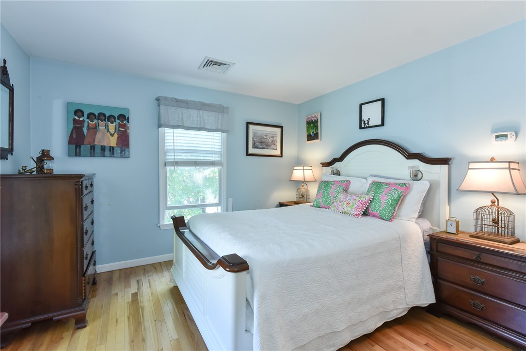 424 Wickford Point Road North Kingstown, RI 02852 - Photo 23 of 32 Gallery Image 23
