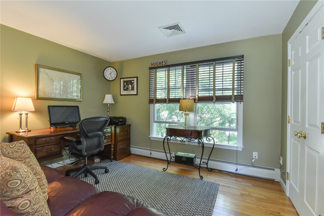 424 Wickford Point Road North Kingstown, RI 02852 - Photo 25 of 32 Gallery Image 25