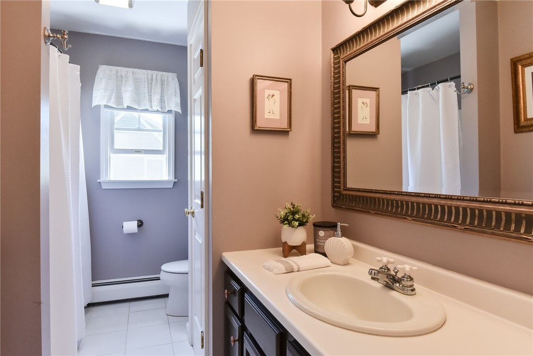 424 Wickford Point Road North Kingstown, RI 02852 - Photo 26 of 32 Gallery Image 26