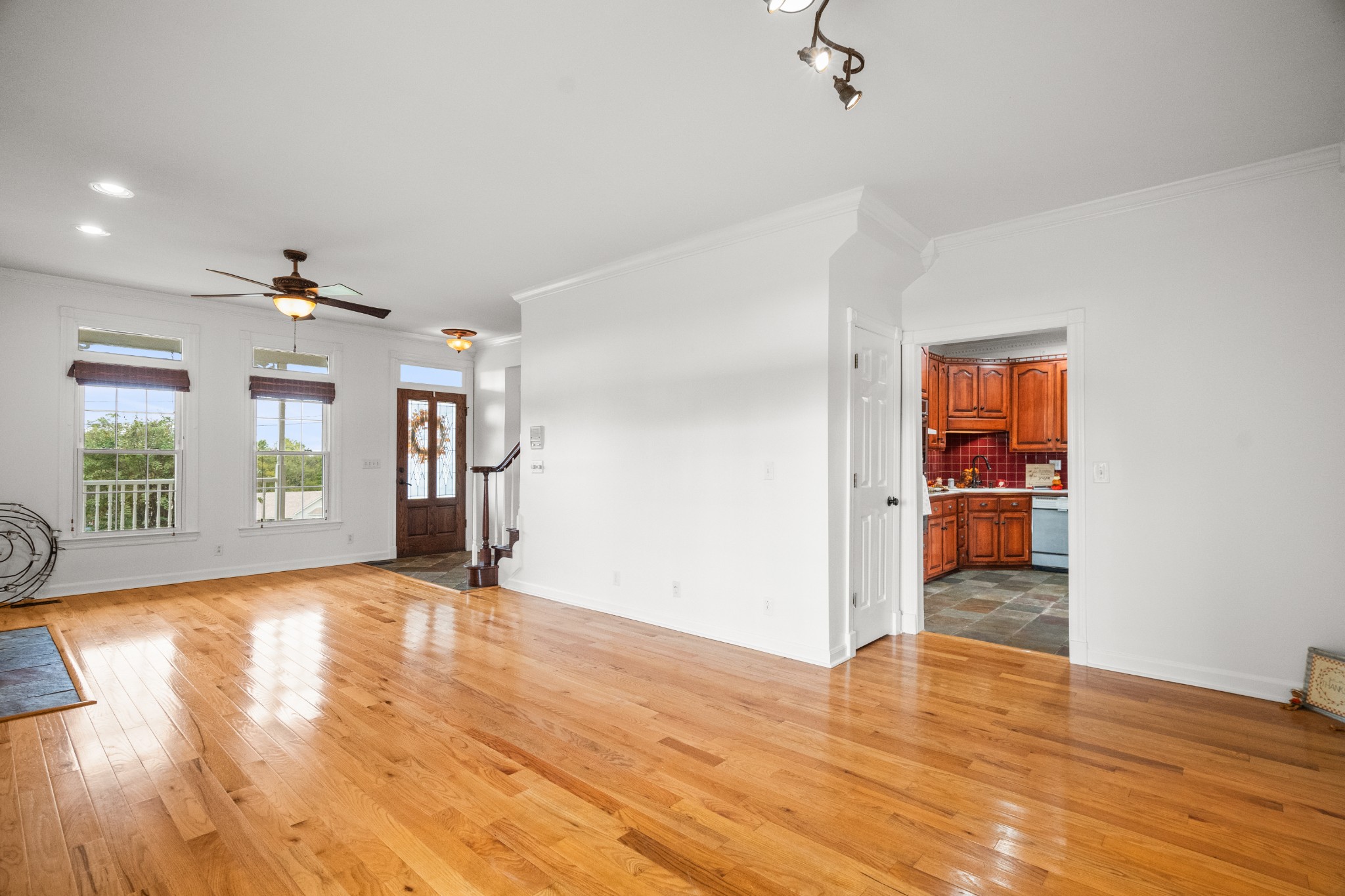 1004 Shiloh Drive Springfield, TN 37172 - Photo 13 of 64