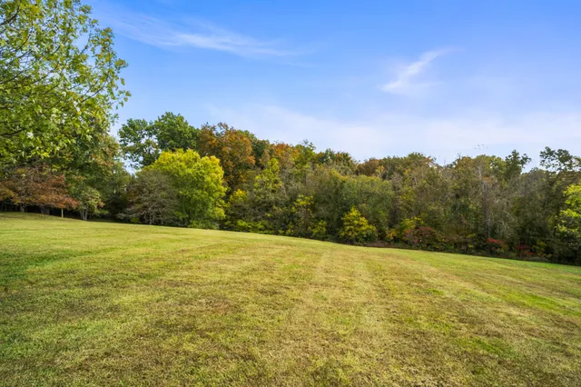 $625,000 | 1004 Shiloh Drive, Springfield, TN 37172