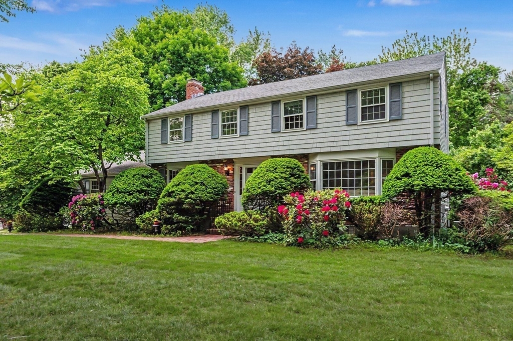 1 Bridle Path Road Andover, MA 01810 - Photo 2 of 39