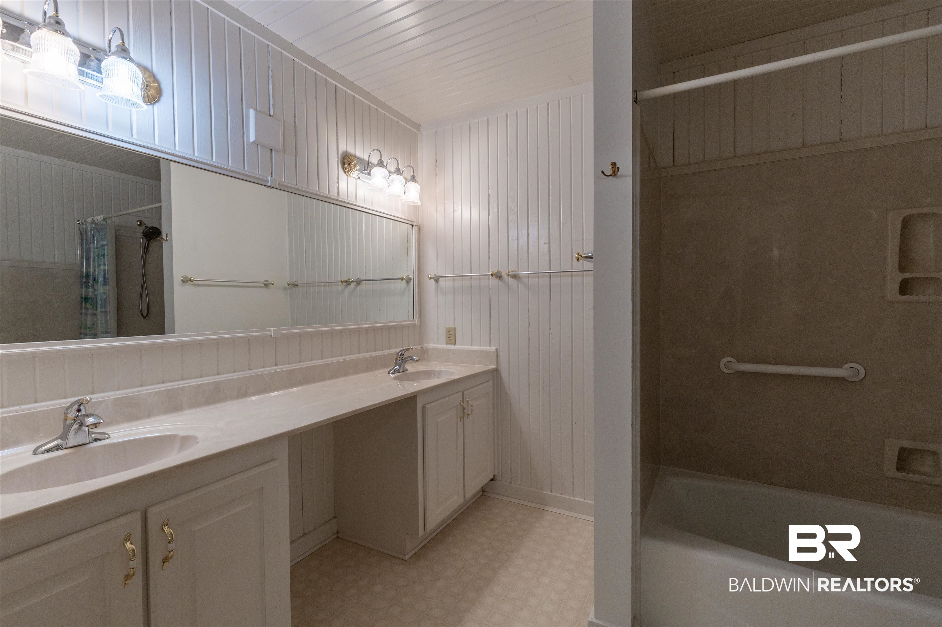 724 Mobile South Street Fairhope, AL 36532 - Photo 24 of 38