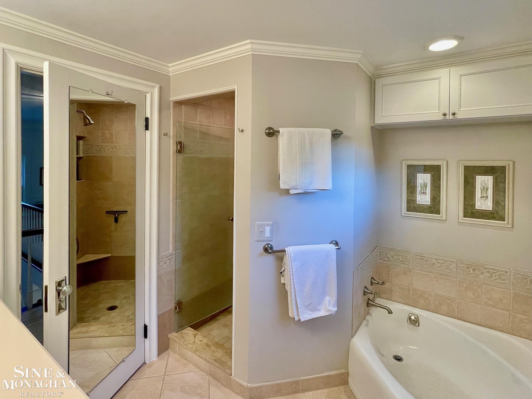 252 Moran Road Grosse Pointe, MI 48236 - Photo 24 of 43 50151074-7c551733-a4dc-4883-8e16-a8491b4ad3b3.JPG