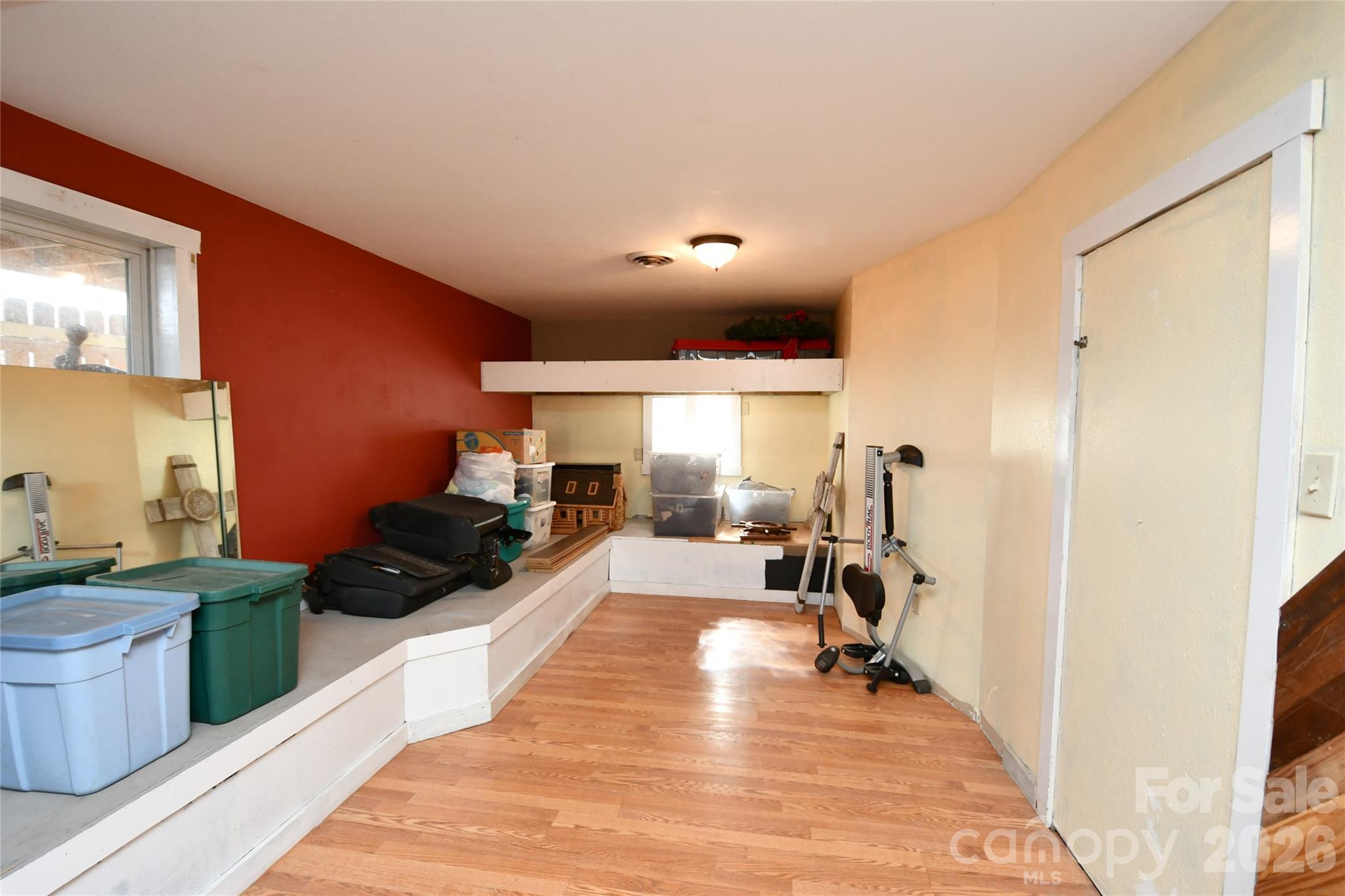 477 West Ridge Drive Burnsville, NC 28714 - Photo 44 of 48 a view of a room with gym equipment