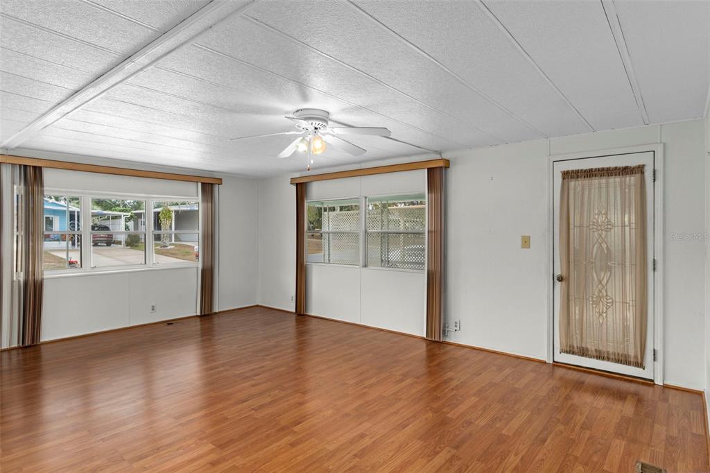 12045 Formosa Street Brooksville, FL 34613 - Photo 14 of 49