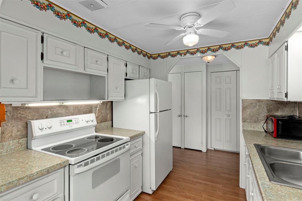 12045 Formosa Street Brooksville, FL 34613 - Photo 24 of 49