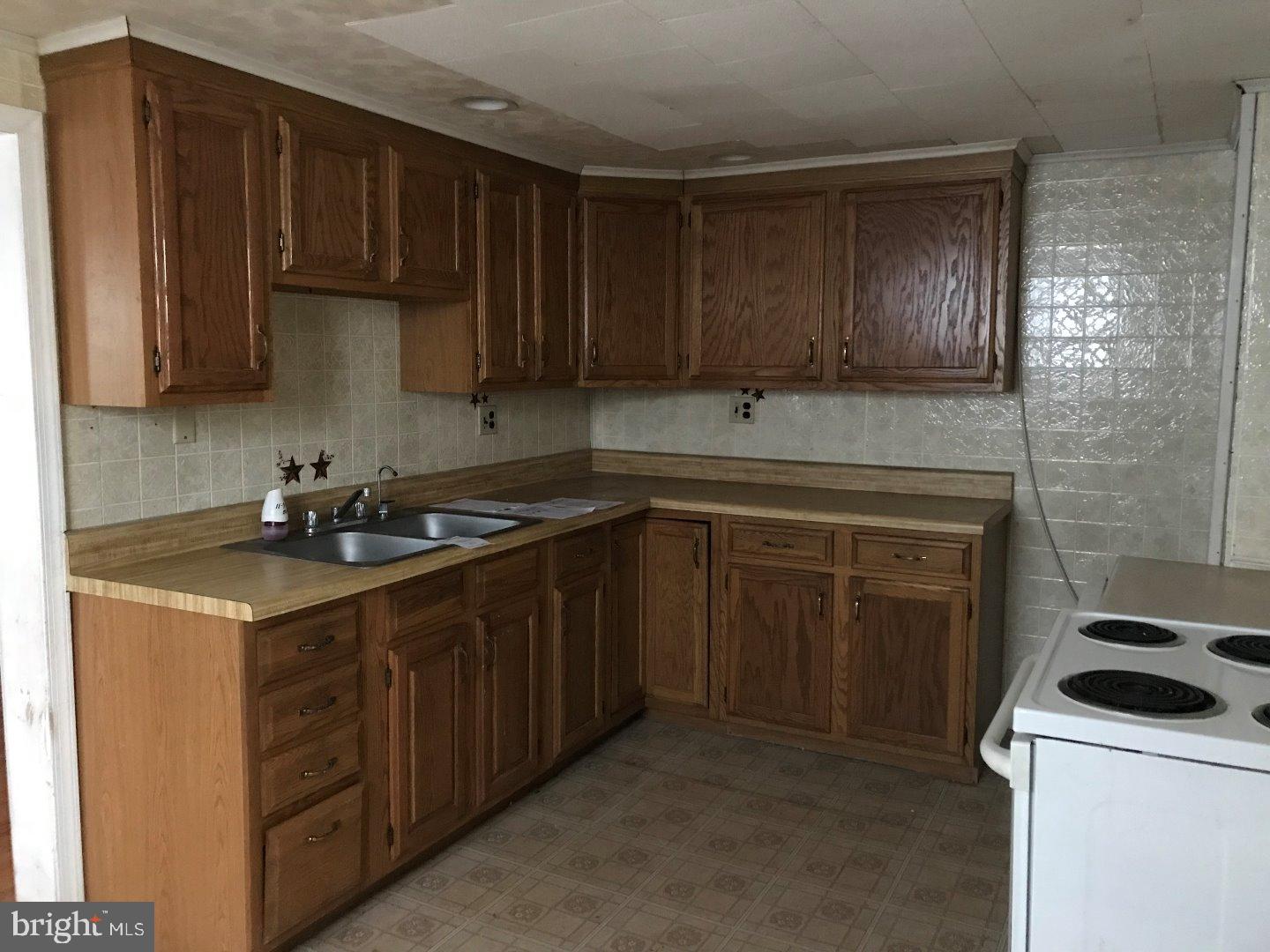 42 Spring Street Tremont, PA 17981 - Photo 6 of 20 Gallery Image 6