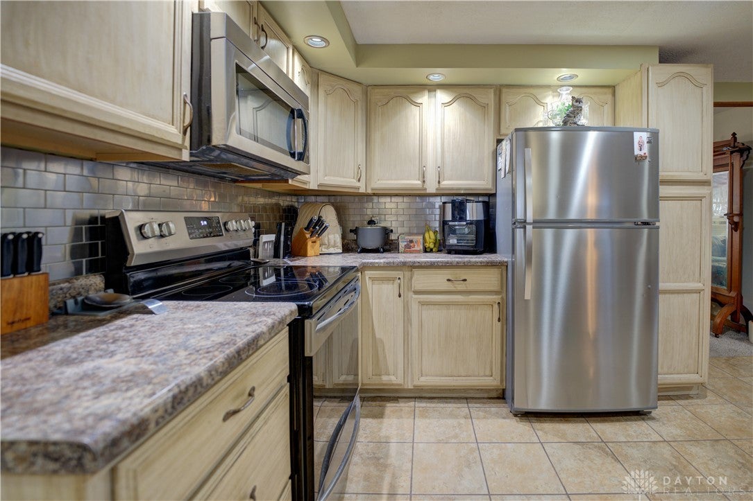 5828 Folkerth Road Greenville, OH 45331 - Photo 9 of 49 Gallery Image 9