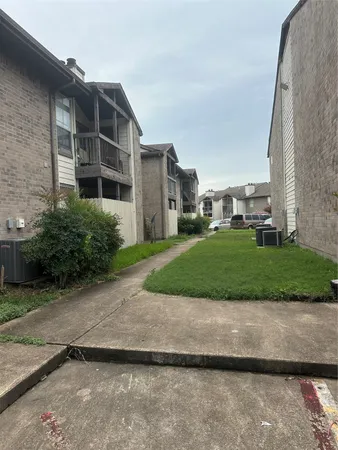 $150,000 | 12615 Brookglade Circle, Unit 5, Houston, TX 77099