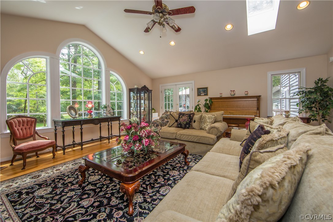 12941 Spring Run Road Midlothian, VA 23112 - Photo 23 of 48 a living room with furniture and a large window