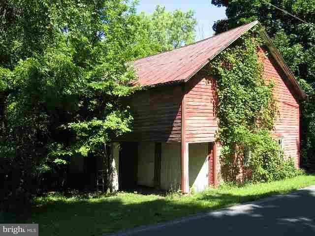 100 East Ridge Road Dillsburg, PA 17019 - Photo 4 of 9 Gallery Image 4