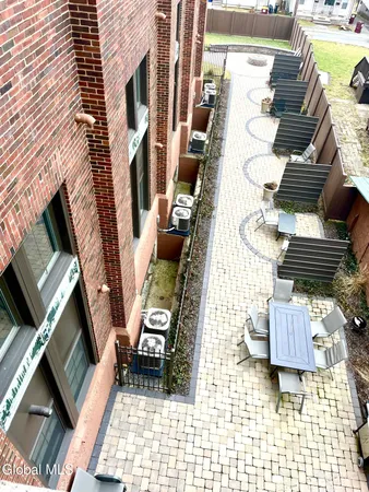 $2,300 | 34 William Street, Unit 301, Mechanicville, NY 12118