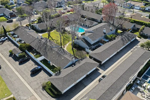 $1,350,000 | 439 Gloucester Drive, Costa Mesa, CA 92627