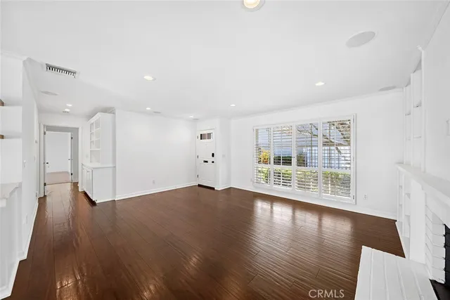 $1,350,000 | 439 Gloucester Drive, Costa Mesa, CA 92627