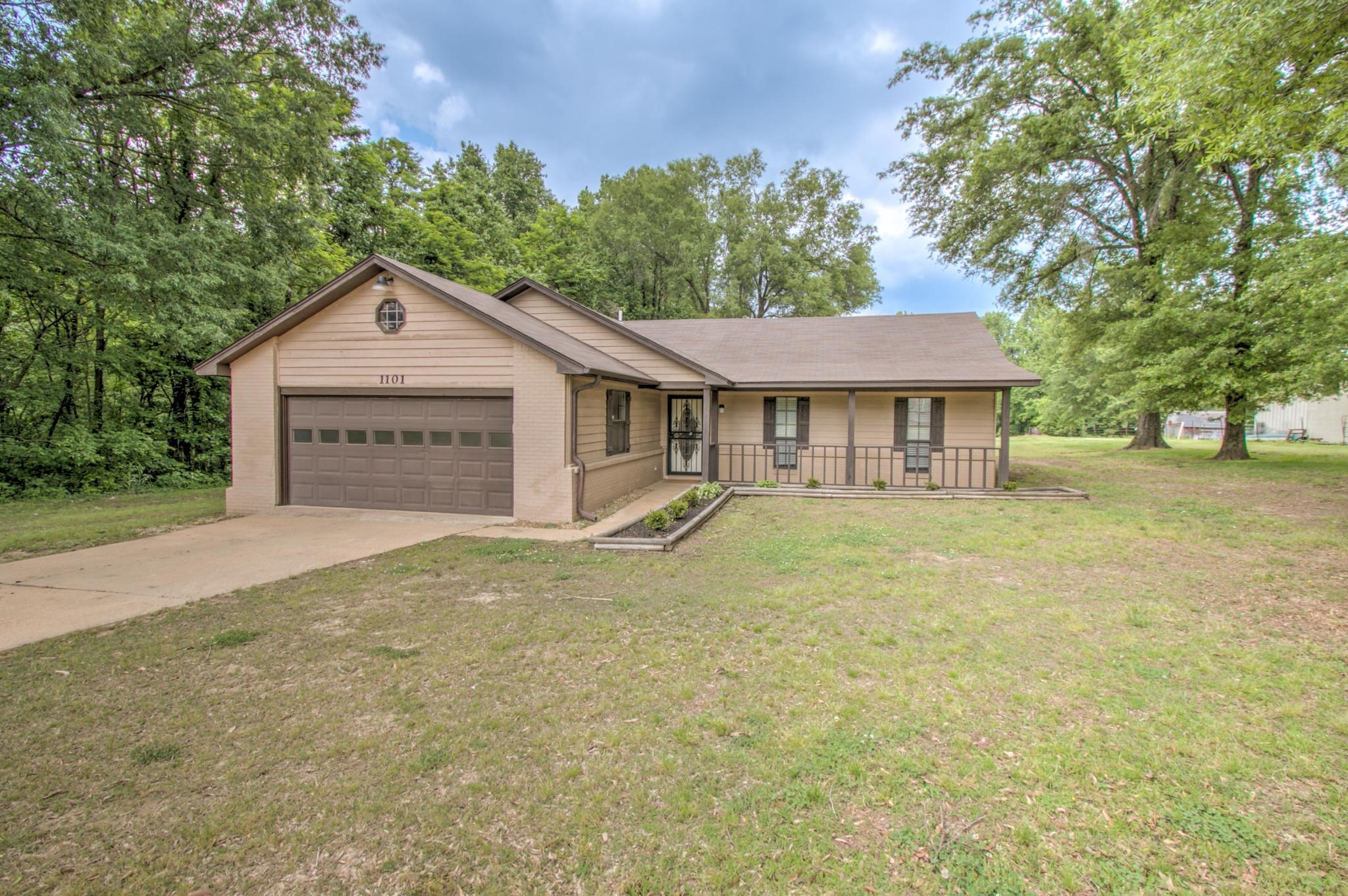 1101 Ray Bluff Road Millington, TN 38053 - Photo 2 of 25 Gallery Image 2