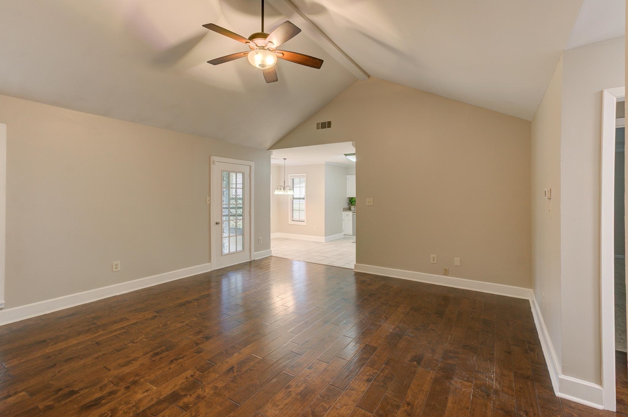 1101 Ray Bluff Road Millington, TN 38053 - Photo 4 of 25 Gallery Image 4
