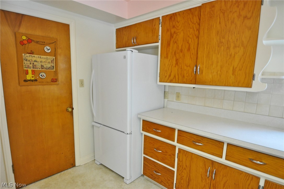 21358 Eaton Road Cleveland, OH 44126 - Photo 14 of 35 Gallery Image 14