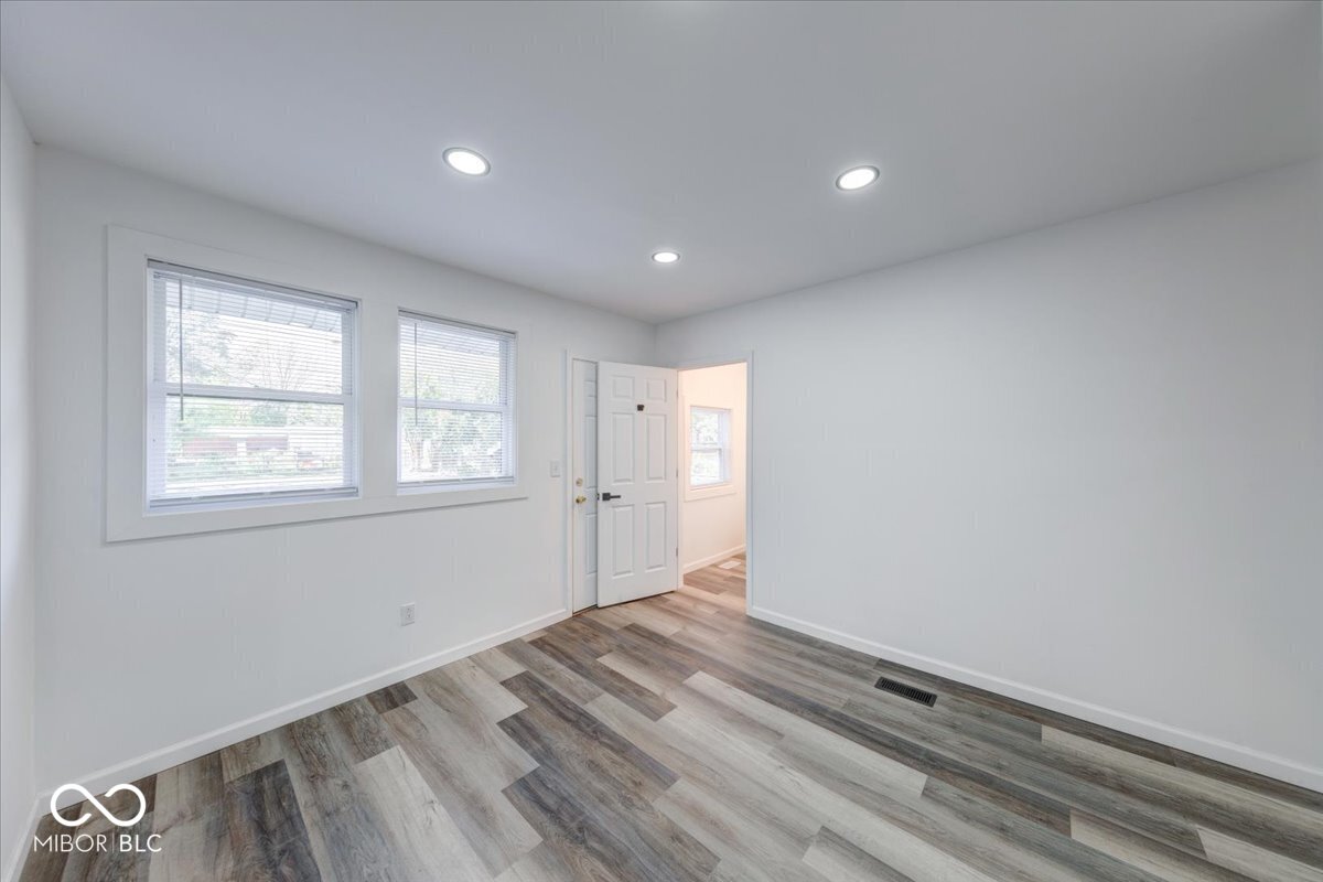 2338 North Harding Street Indianapolis, IN 46208 - Photo 15 of 33