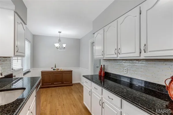 $409,900 | 60 Flamingo Drive, Crestwood, MO 63123