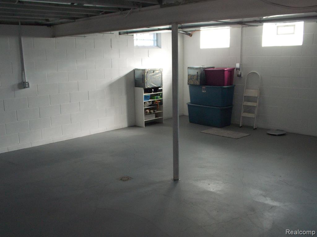 1496 Haines Road Lapeer, MI 48446 - Photo 14 of 28