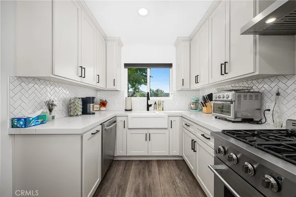 $1,400,000 | 3246 Marwick Avenue, Long Beach, CA 90808