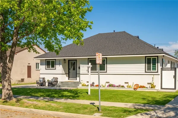 $1,400,000 | 3246 Marwick Avenue, Long Beach, CA 90808