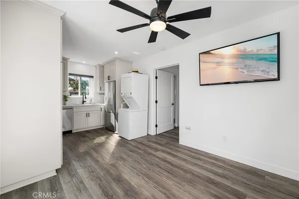 $1,400,000 | 3246 Marwick Avenue, Long Beach, CA 90808