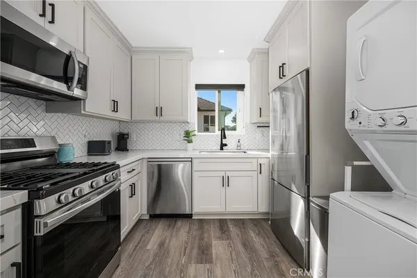 $1,400,000 | 3246 Marwick Avenue, Long Beach, CA 90808