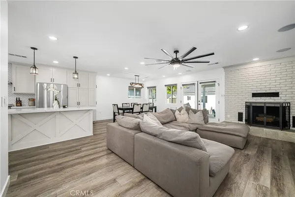 $1,400,000 | 3246 Marwick Avenue, Long Beach, CA 90808