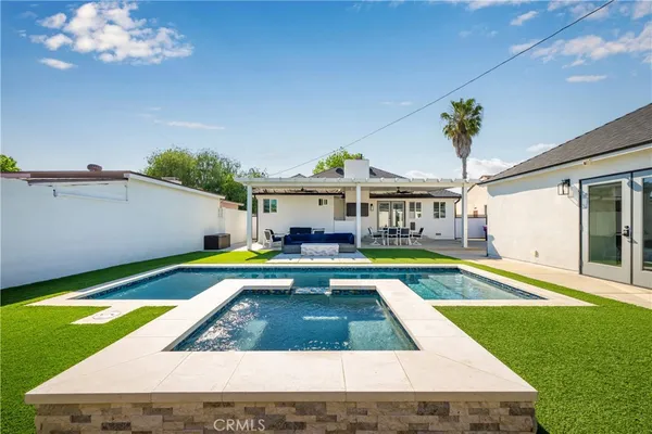 $1,400,000 | 3246 Marwick Avenue, Long Beach, CA 90808