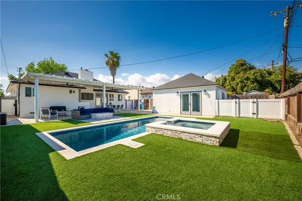 $1,400,000 | 3246 Marwick Avenue, Long Beach, CA 90808