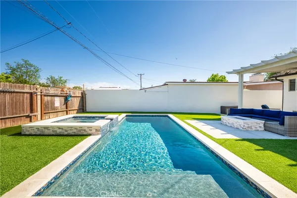 $1,400,000 | 3246 Marwick Avenue, Long Beach, CA 90808