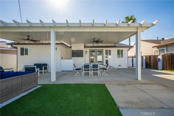 $1,400,000 | 3246 Marwick Avenue, Long Beach, CA 90808