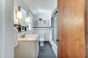 2586 Kent Road Columbus, OH 43221 - Photo 26 of 56 Kent 26