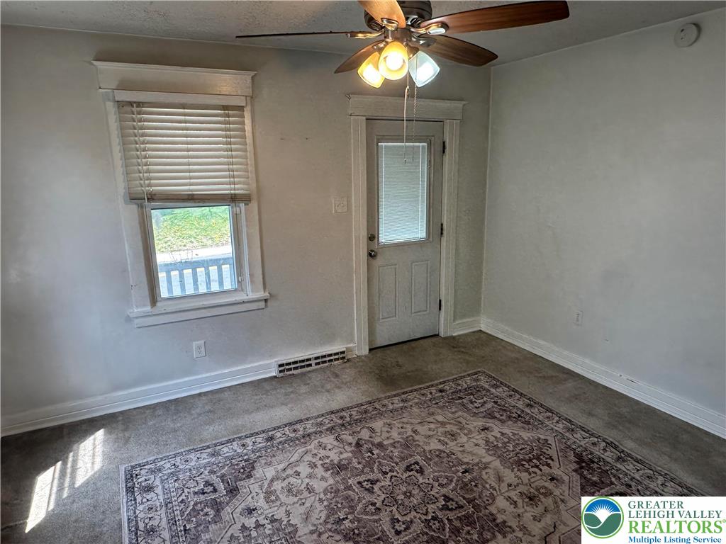 123 Spring Street Nazareth, PA 18064 - Photo 6 of 20 Gallery Image 6
