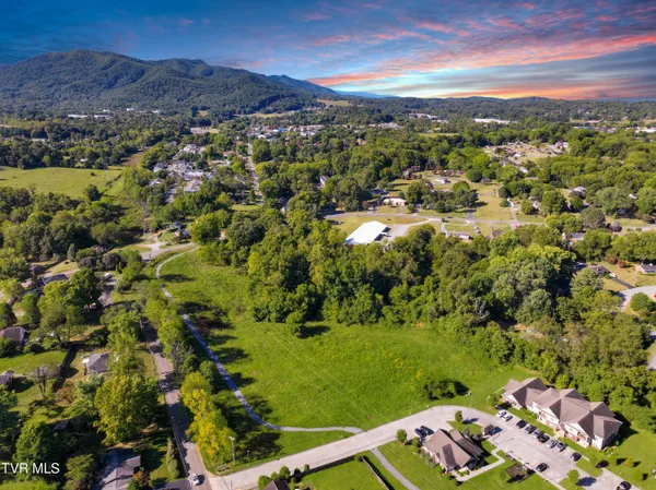 $215,000 | 907 Cedar Grove Road, Johnson City, TN 37601