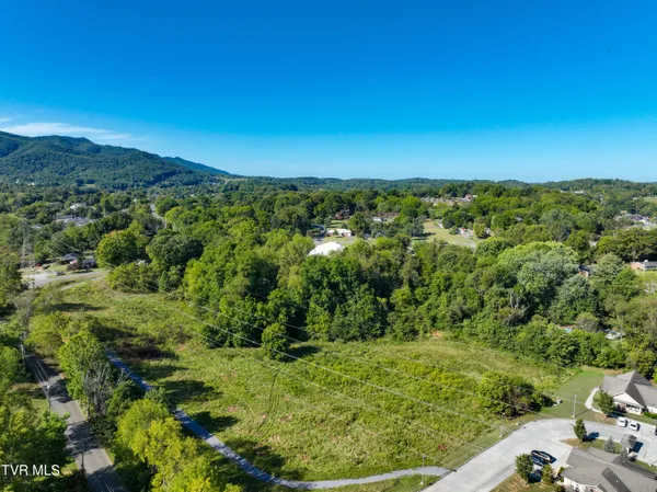 $215,000 | 907 Cedar Grove Road, Johnson City, TN 37601