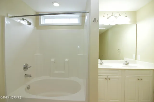 $2,200 | 129 Lori Lane, Aberdeen, NC 28315