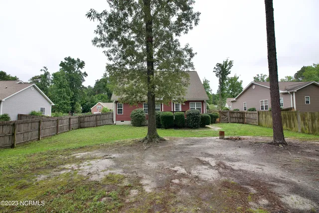 $2,200 | 129 Lori Lane, Aberdeen, NC 28315