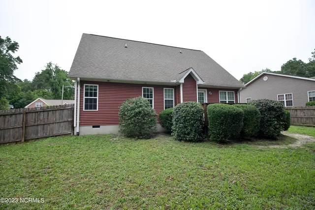 $2,200 | 129 Lori Lane, Aberdeen, NC 28315
