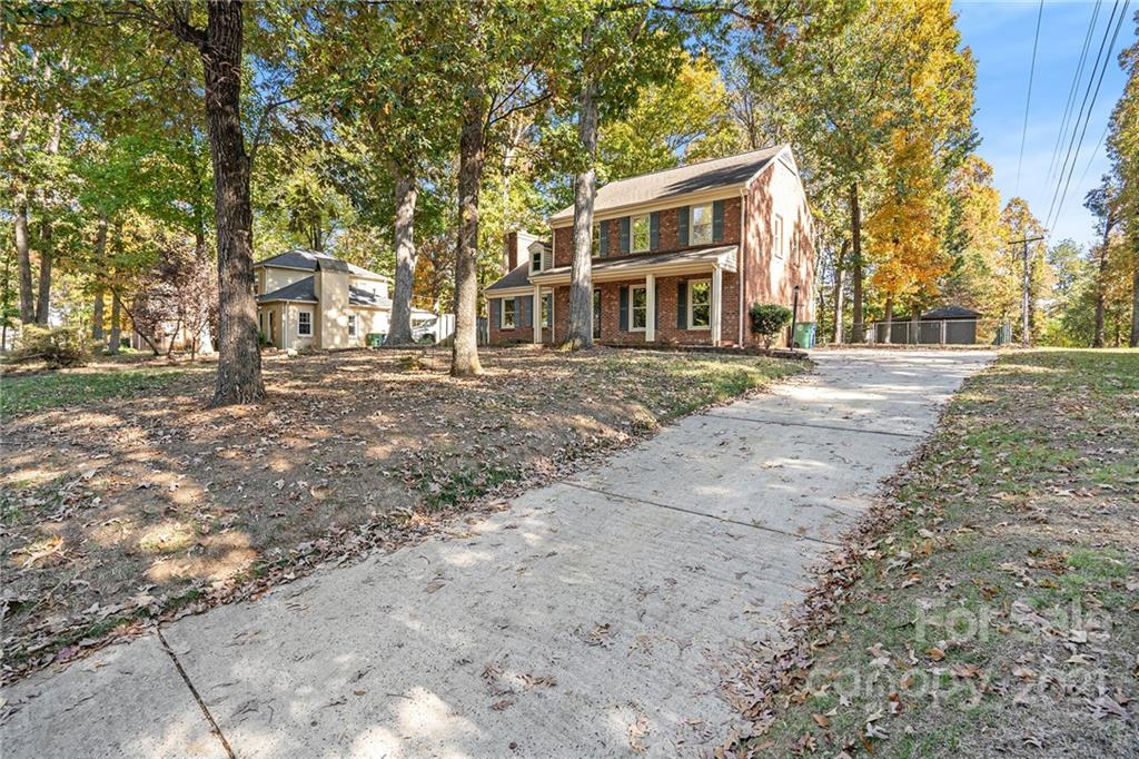 7117 Stoney Ridge Road Matthews, NC 28104 - Photo 3 of 28 Gallery Image 3