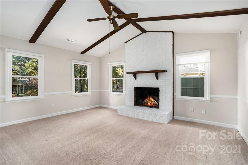 7117 Stoney Ridge Road Matthews, NC 28104 - Photo 4 of 28 Gallery Image 4