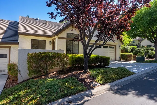 $898,000 | 7676 Helmsdale Drive, San Jose, CA 95135