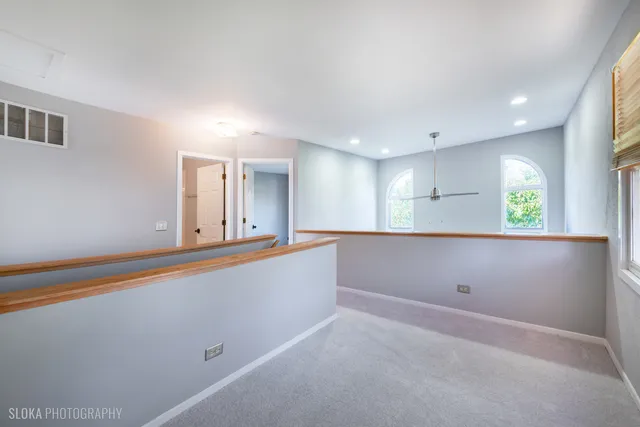 $325,000 | 2342 Hamilton Place, Schaumburg, IL 60107